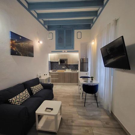 Apartamento Cuarta Puerta Centro Historico Sevilla Exteriör bild