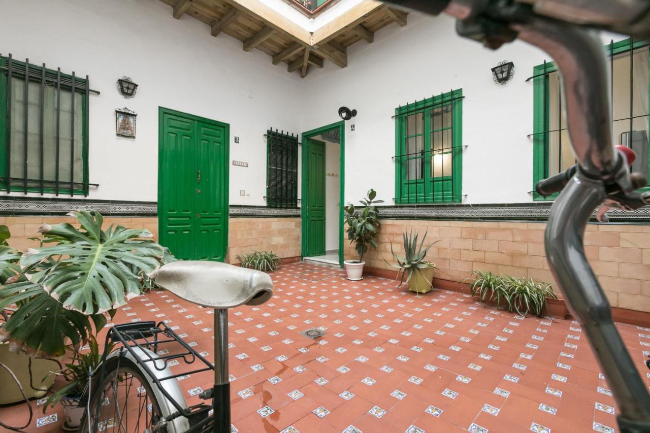 Apartamento Cuarta Puerta Centro Historico Sevilla Exteriör bild